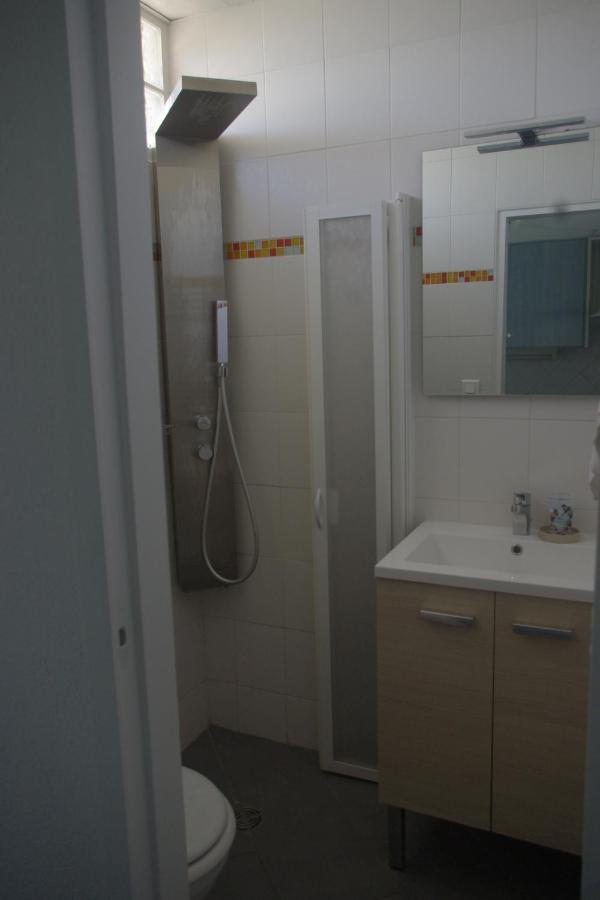 Les Stoechades Aparthotel Hyeres Ngoại thất bức ảnh