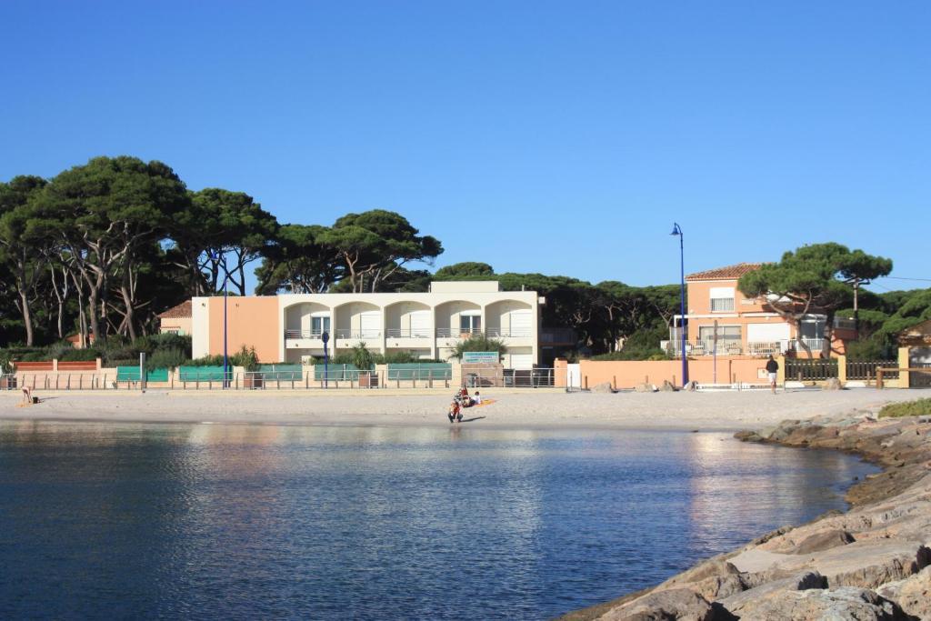 Les Stoechades Aparthotel Hyeres Ngoại thất bức ảnh