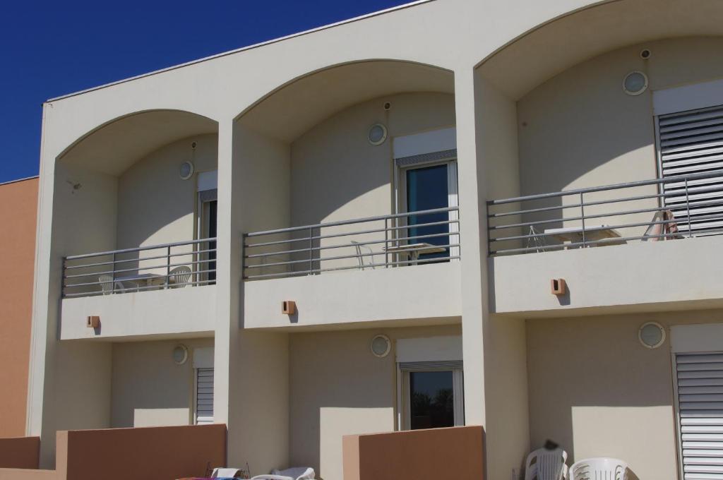 Les Stoechades Aparthotel Hyeres Phòng bức ảnh